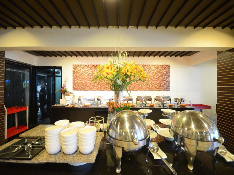 בנגקוק Solace At Srinakarin Hotel מראה חיצוני תמונה